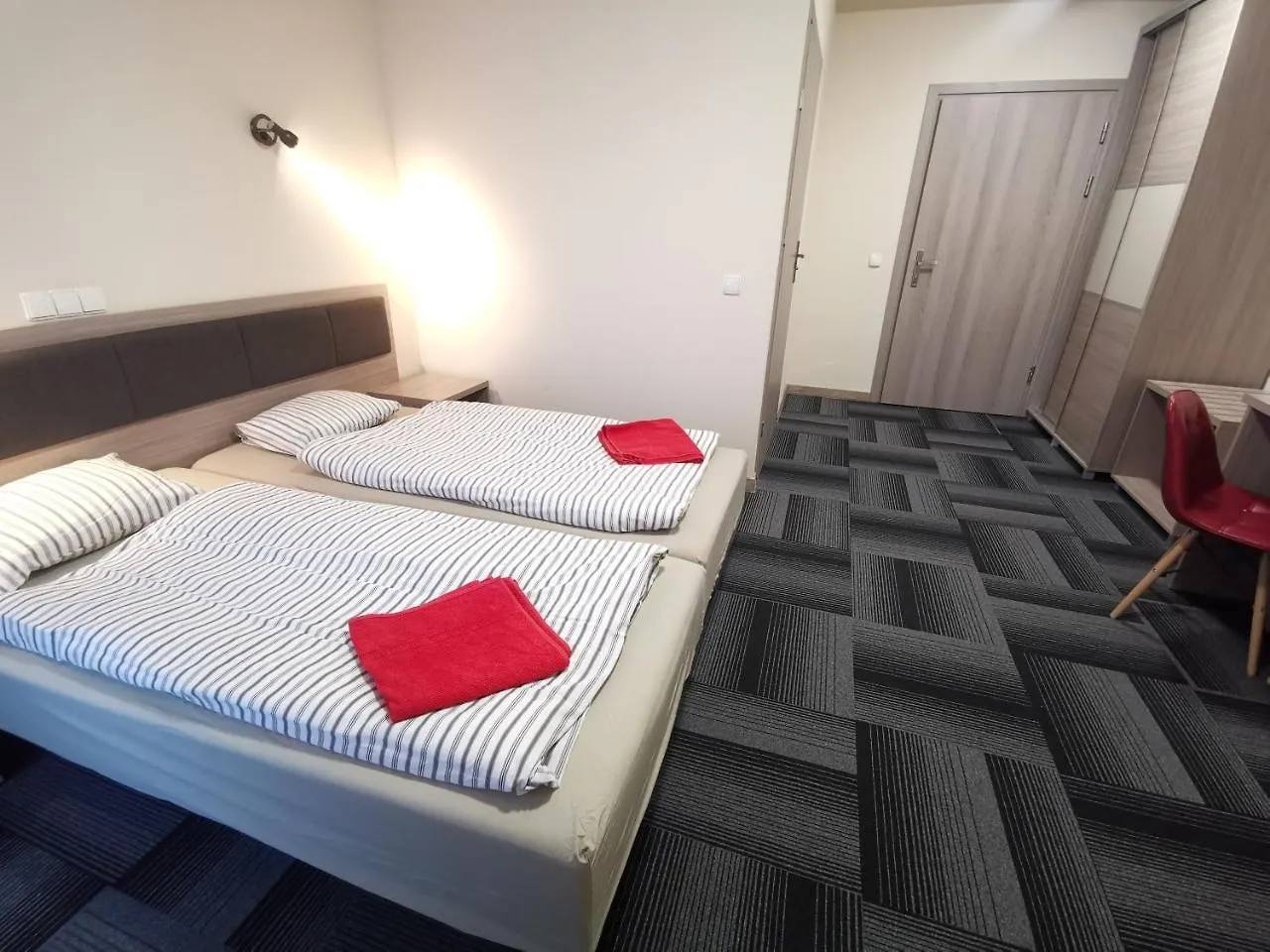 ベッド・アンド・ブレックファスト Dask Resort シクラルスカ・ポレンバ
